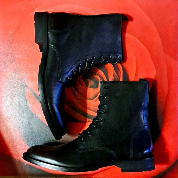Kenneth Cole Reaction Other - Kenneth Cole Cross Walk Combat Boot